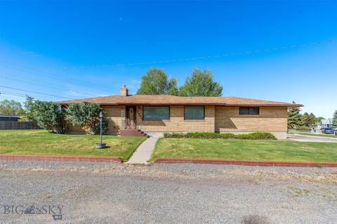 Photo of 3801 Continental DR, Butte, MT 59701 (MLS # 411993)
