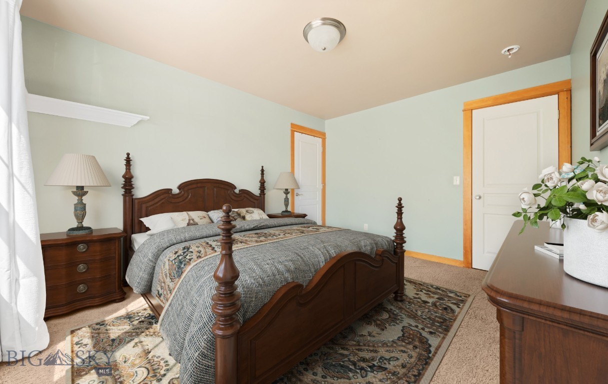 River Rock and Royal Village - Residential