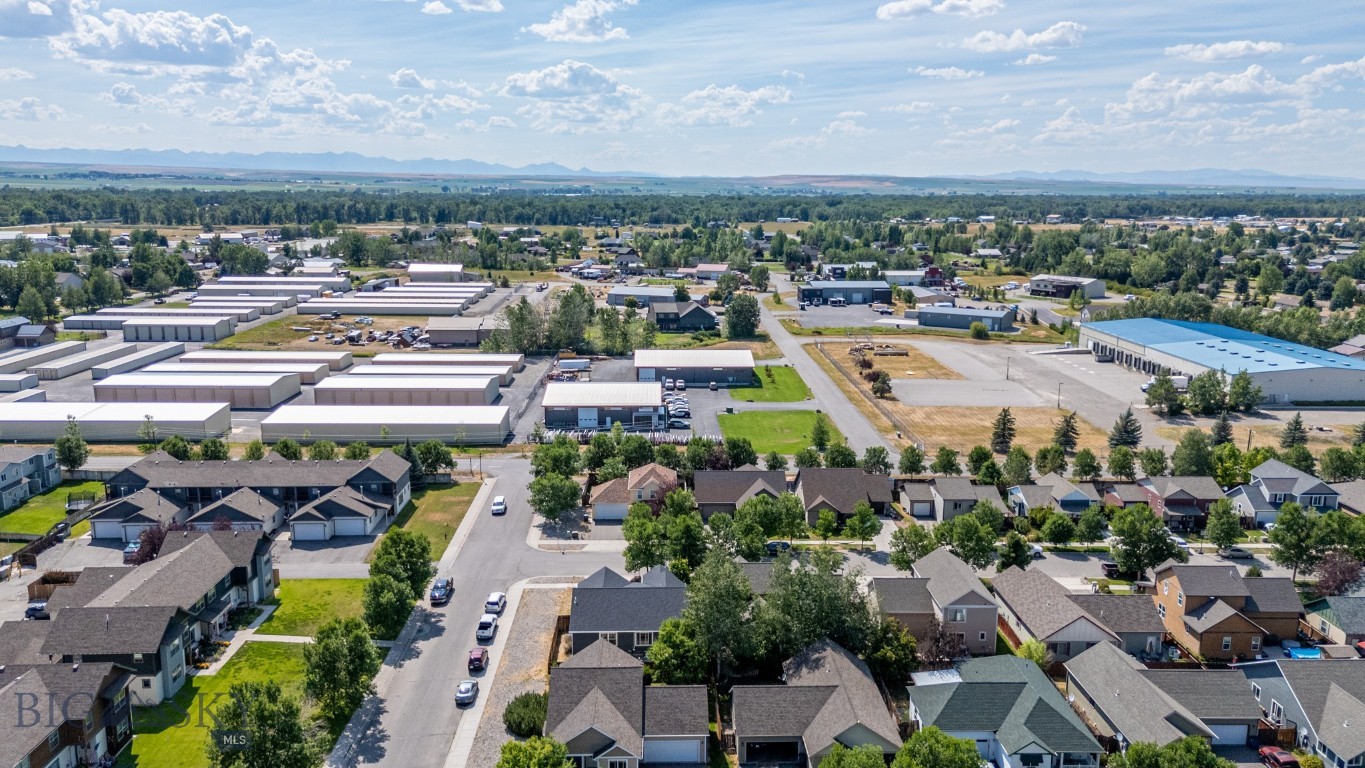 River Rock and Royal Village - Residential