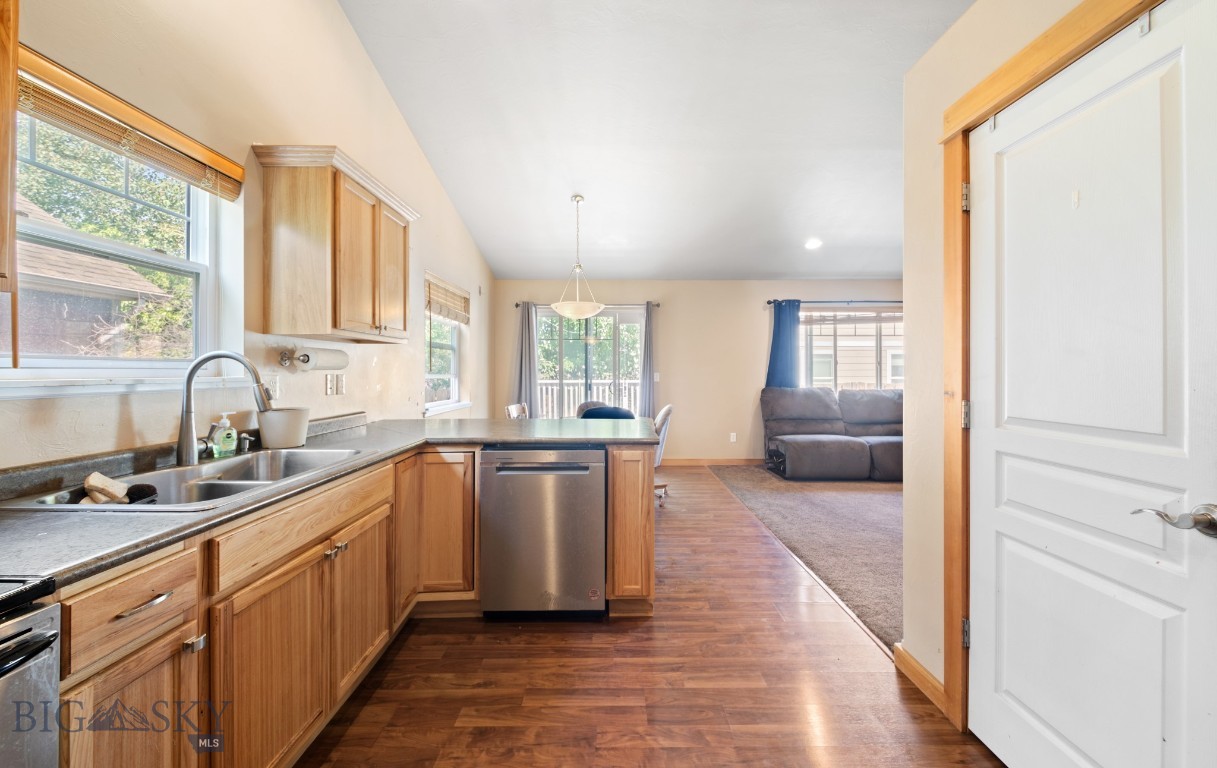 River Rock and Royal Village - Residential