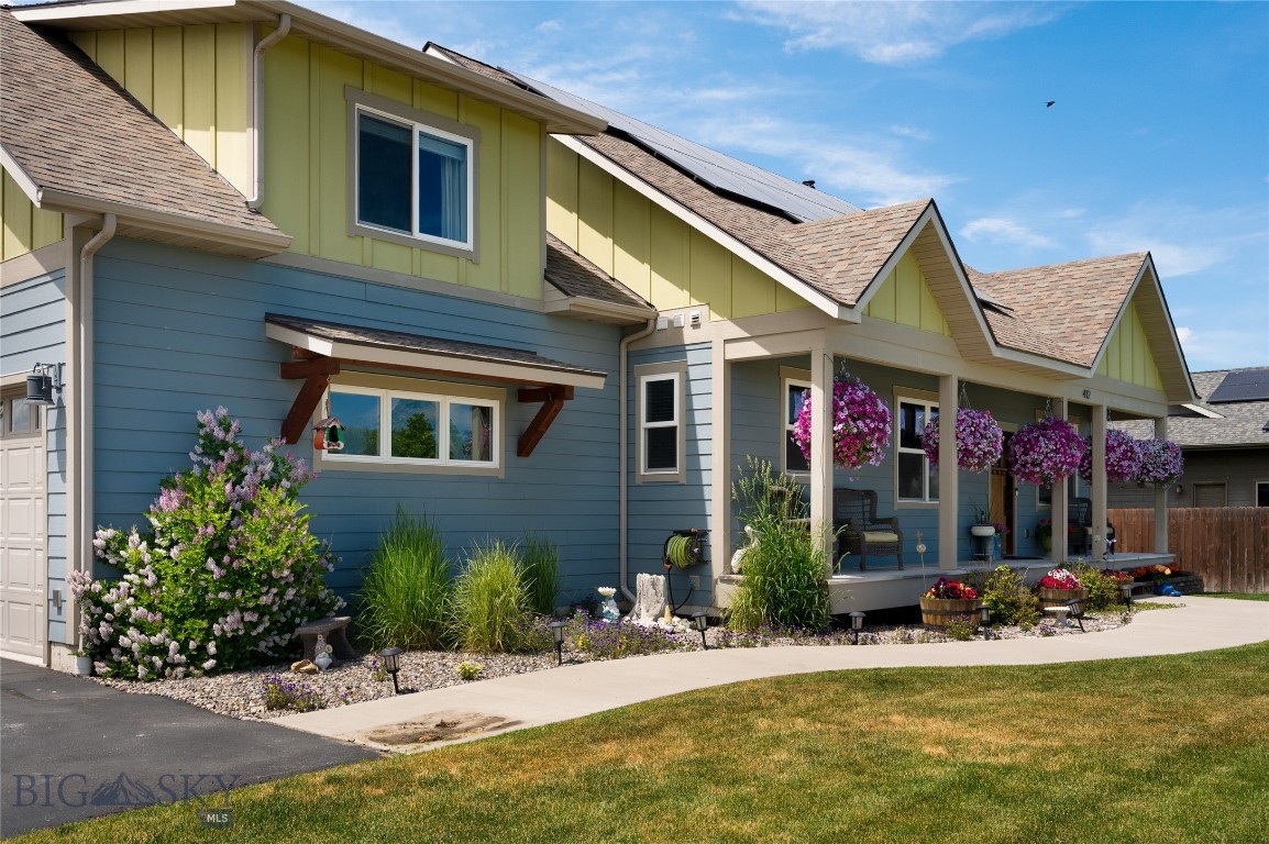 Manhattan, Montana 59741, United States, 3 Bedrooms Bedrooms, ,3 BathroomsBathrooms,Residential,Contingent,152203