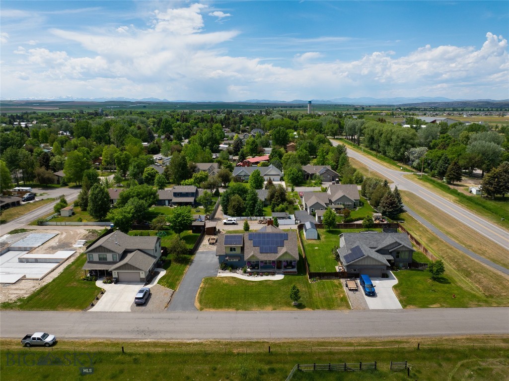 Manhattan, Montana 59741, United States, 3 Bedrooms Bedrooms, ,3 BathroomsBathrooms,Residential,Contingent,152203