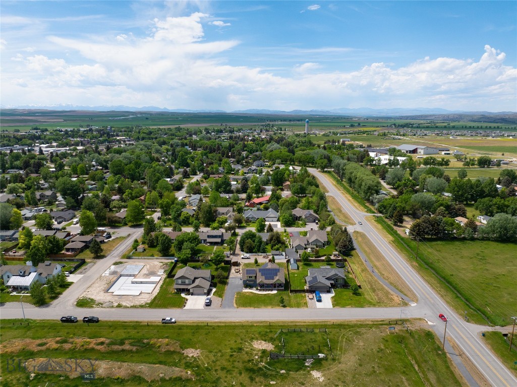 Manhattan, Montana 59741, United States, 3 Bedrooms Bedrooms, ,3 BathroomsBathrooms,Residential,Contingent,152203