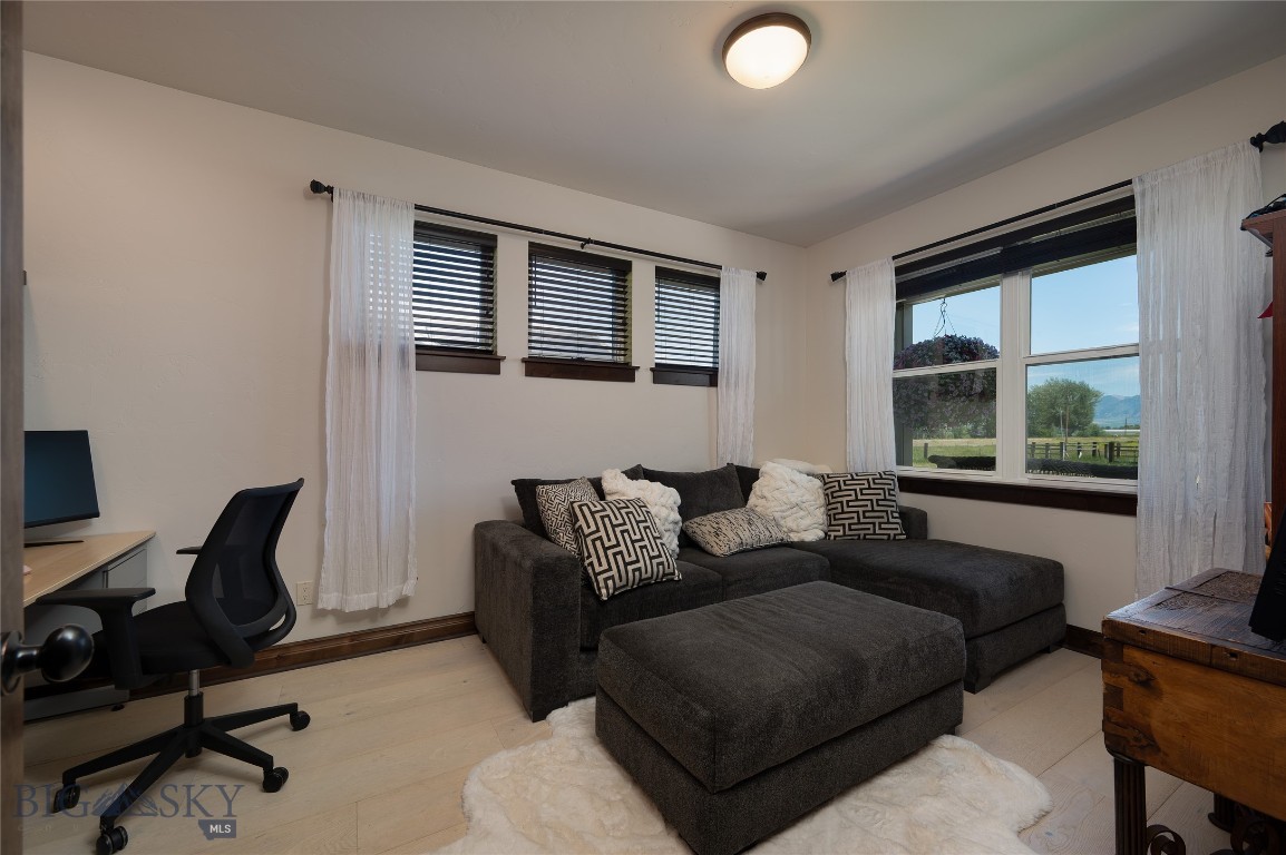 Manhattan, Montana 59741, United States, 3 Bedrooms Bedrooms, ,3 BathroomsBathrooms,Residential,Contingent,152203