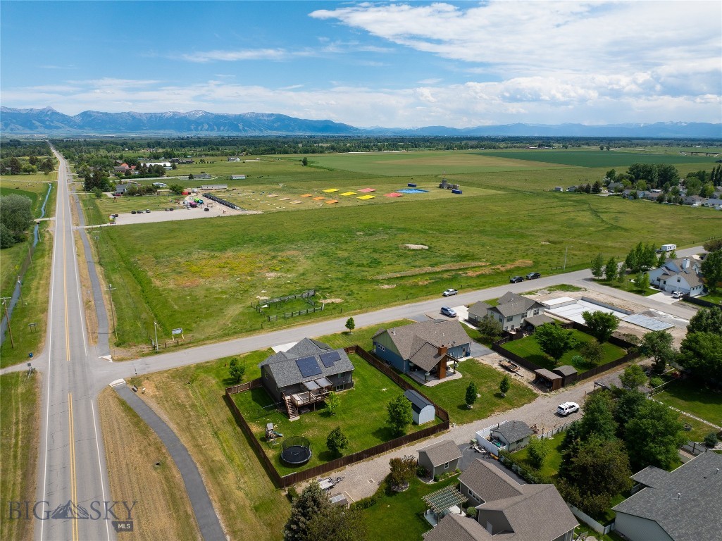 Manhattan, Montana 59741, United States, 3 Bedrooms Bedrooms, ,3 BathroomsBathrooms,Residential,Contingent,152203