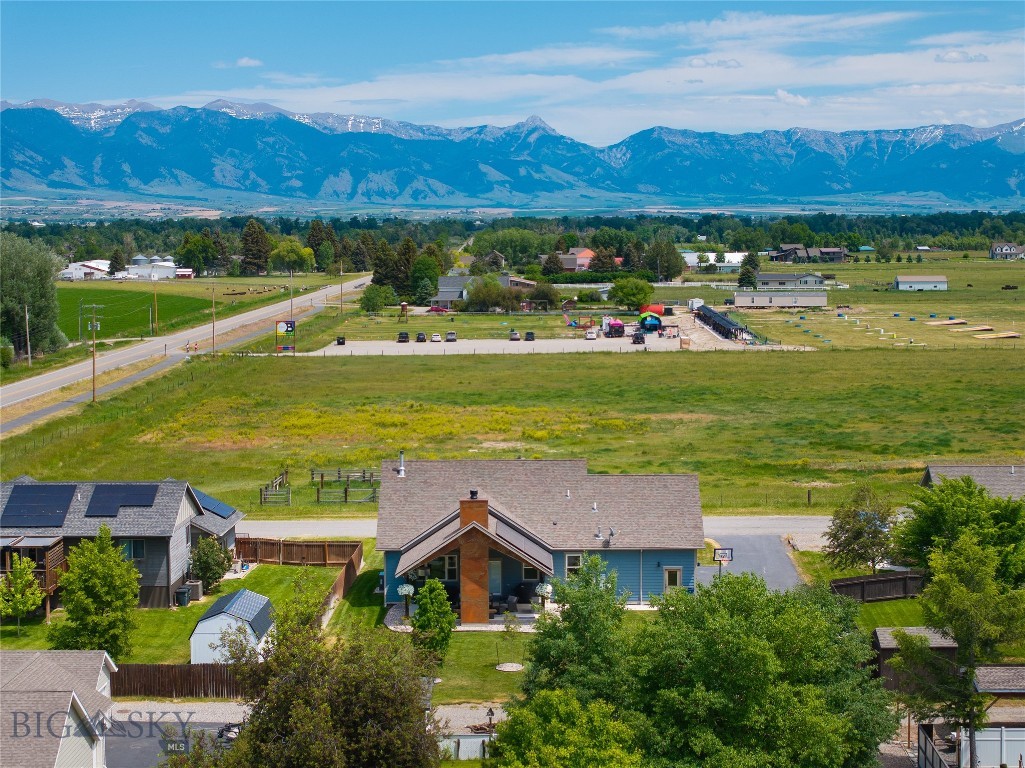 Manhattan, Montana 59741, United States, 3 Bedrooms Bedrooms, ,3 BathroomsBathrooms,Residential,Contingent,152203