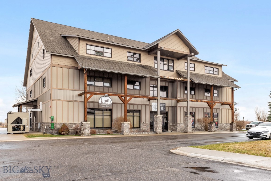 River Rock and Royal Village - Residential