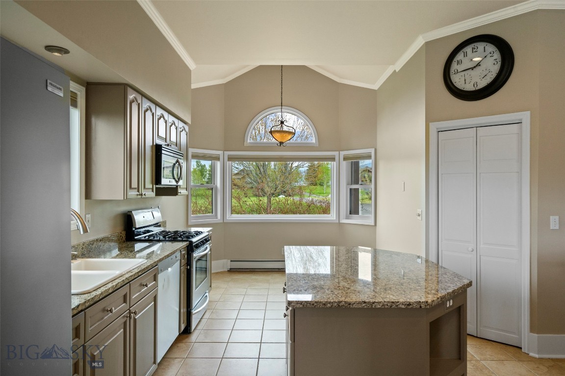 Summer Ridge - Residential