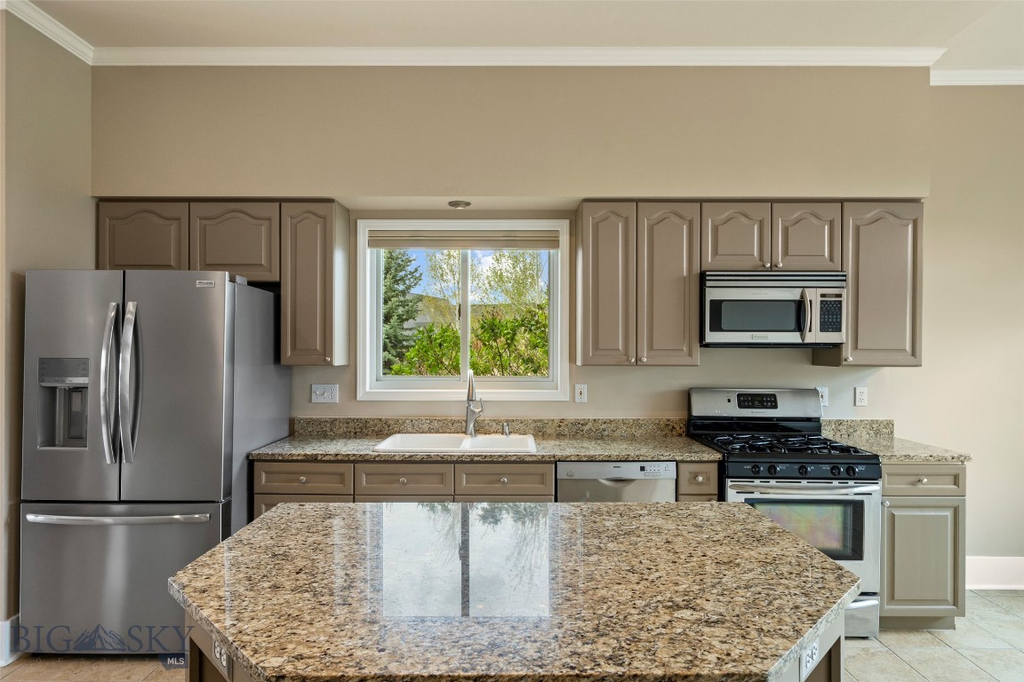 Summer Ridge - Residential