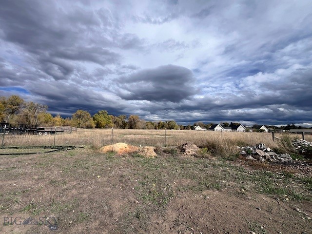 Shade Tree Acres - Residential