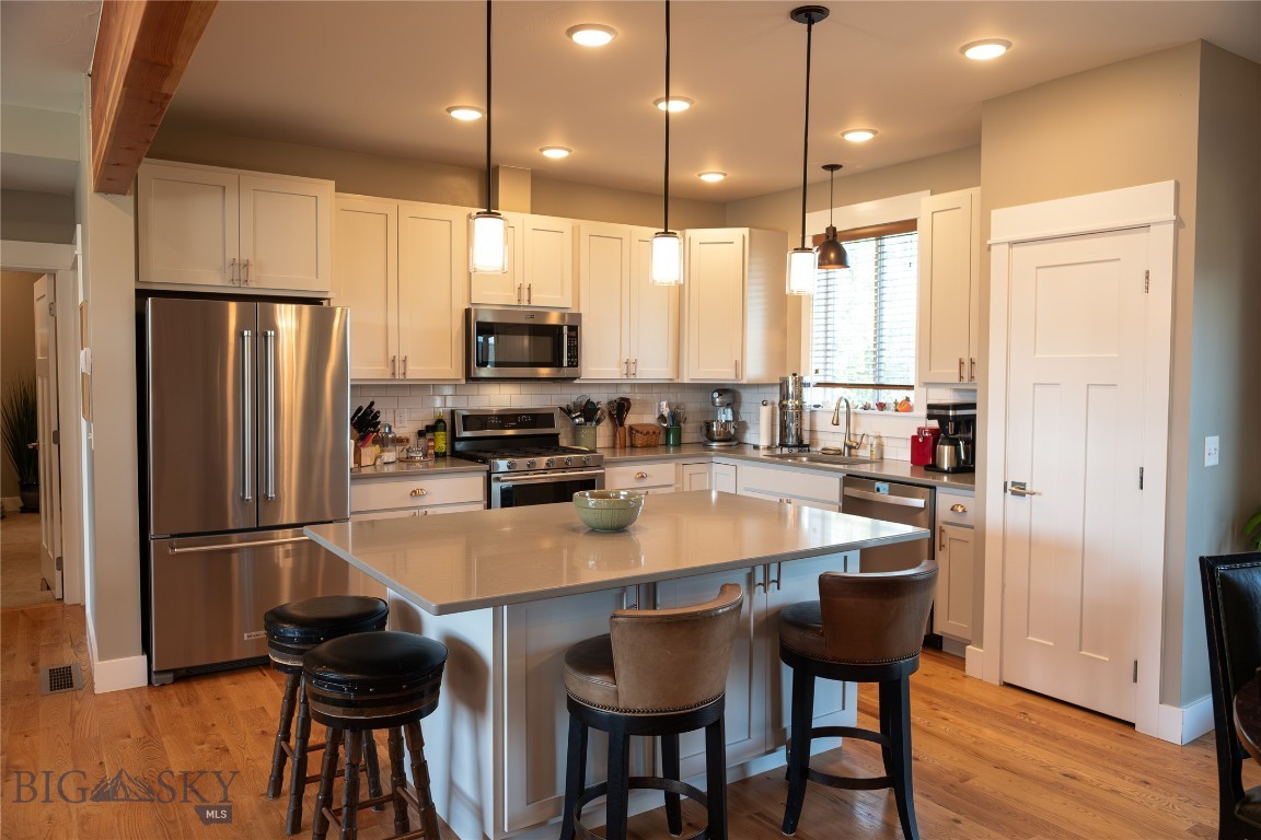 137 E Shade Tree