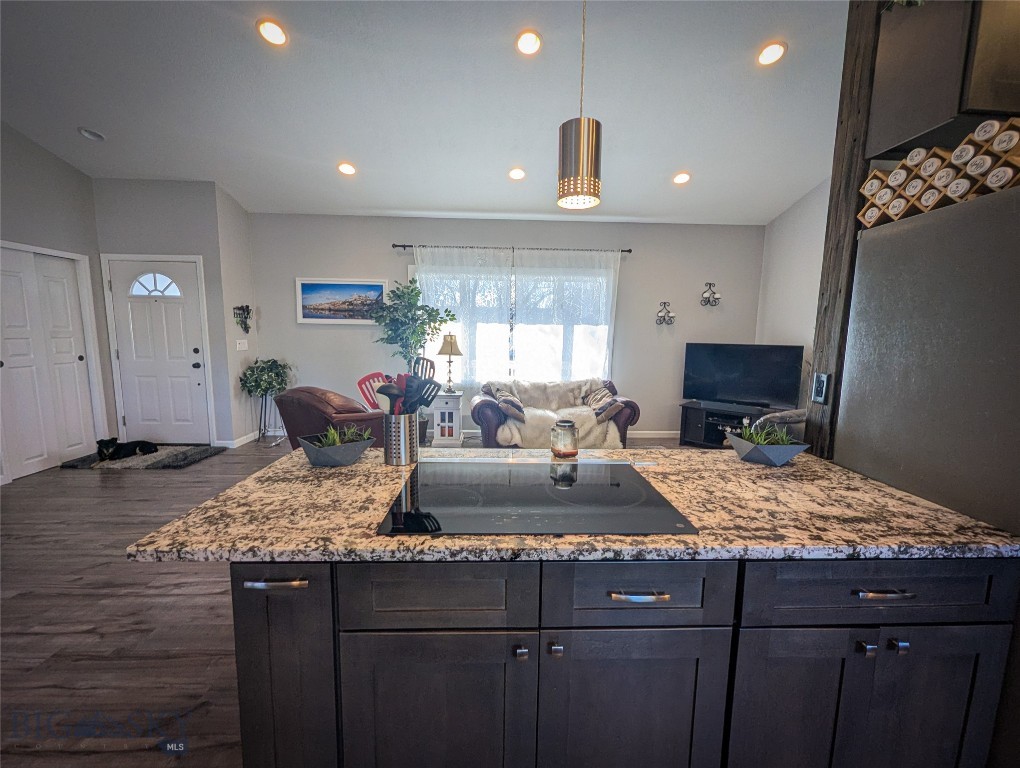 Gardiner View Estates - Residential