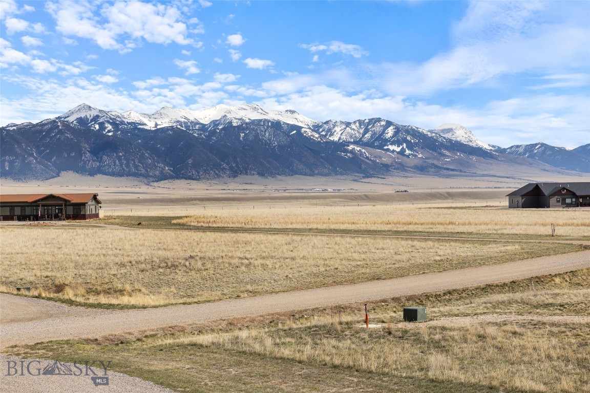 Pronghorn Meadows - Residential