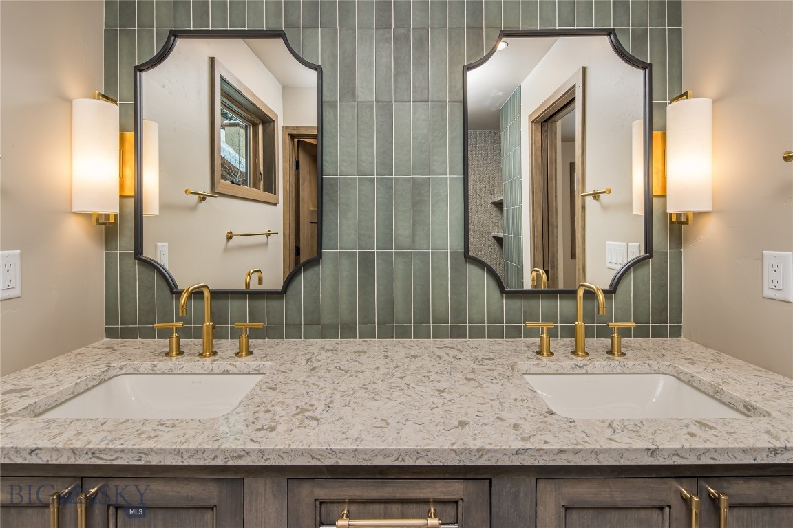 Black Eagle Lodge Condo - Residential