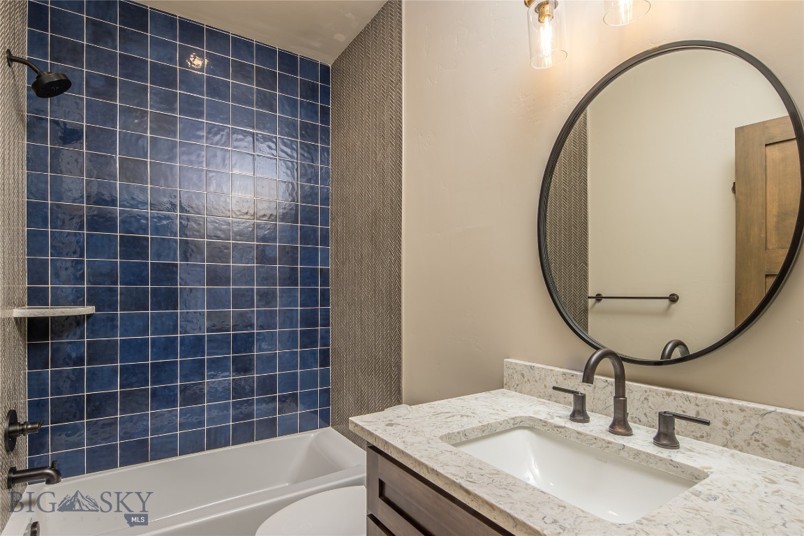 Black Eagle Lodge Condo - Residential