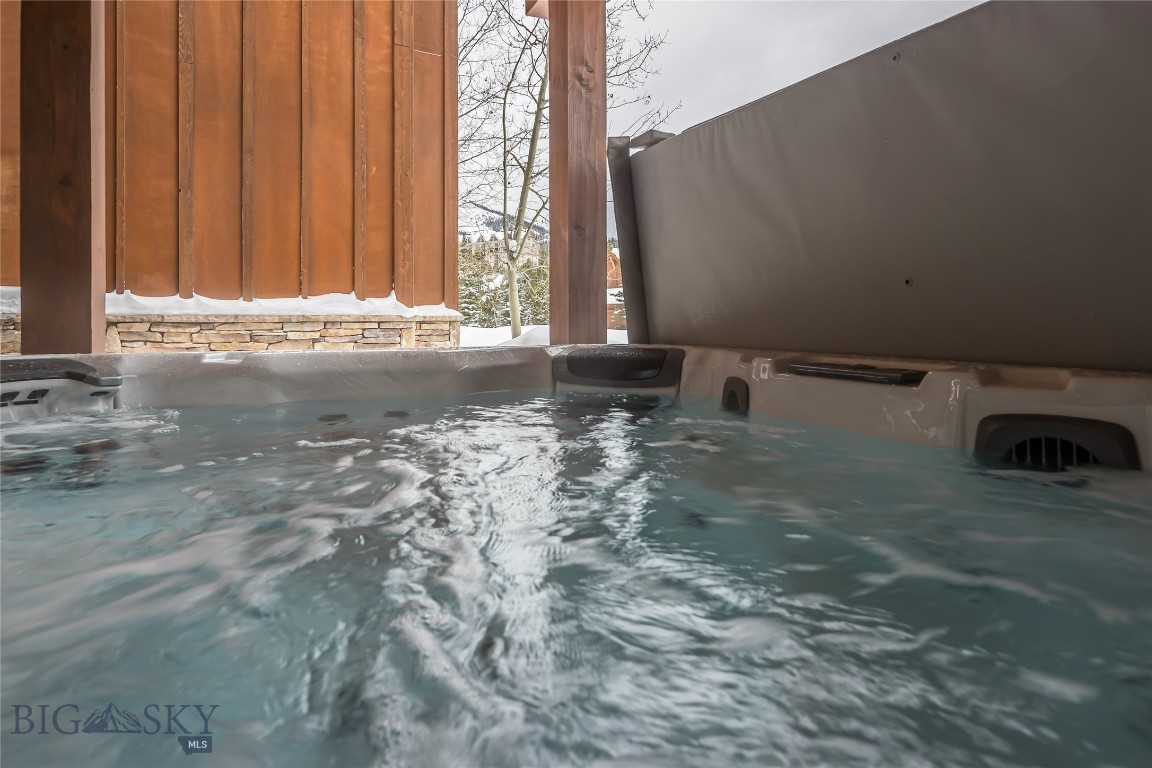 Black Eagle Lodge Condo - Residential