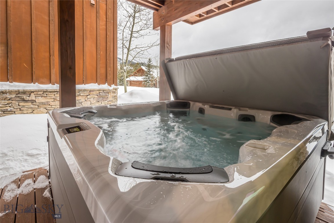 Black Eagle Lodge Condo - Residential