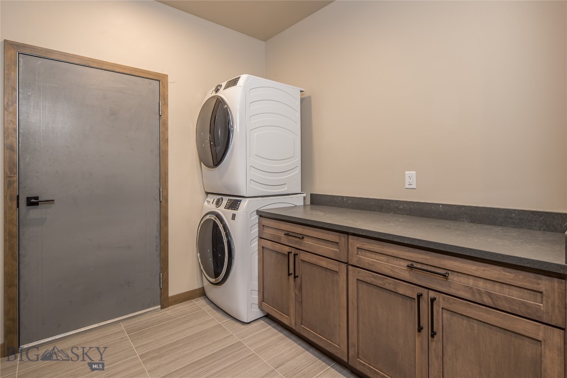 Black Eagle Lodge Condo - Residential