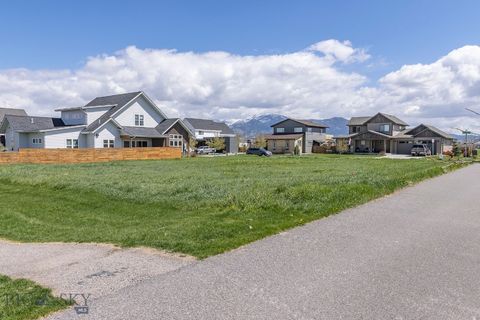 Photo of 1325 Ryun Sun Way, Bozeman, MT 59718 (MLS # 401537)