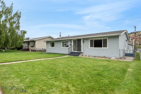 Photo of 2102 Lincoln St, Anaconda, MT 59711 (MLS # 404194)