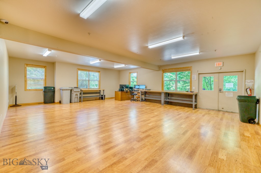 Galactic Park - Commercial Lease