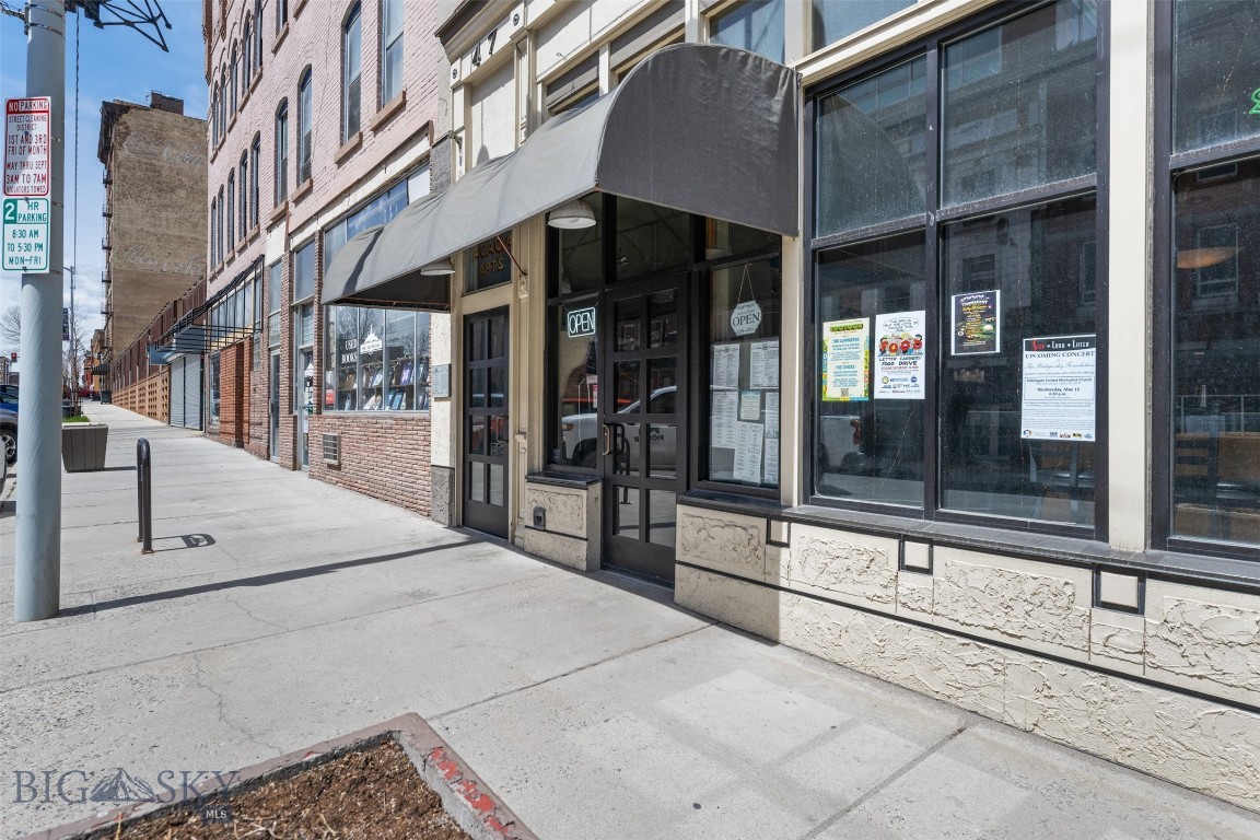 47 E Broadway Street