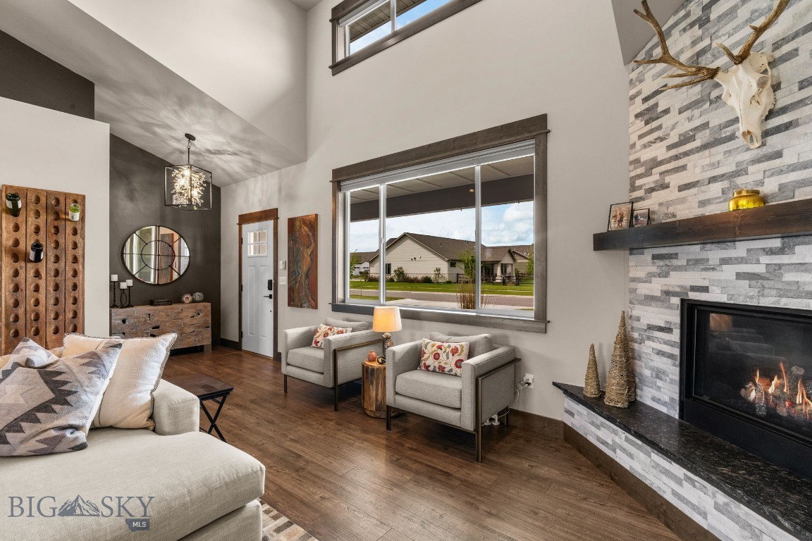 Pioneer Crossing - Residential