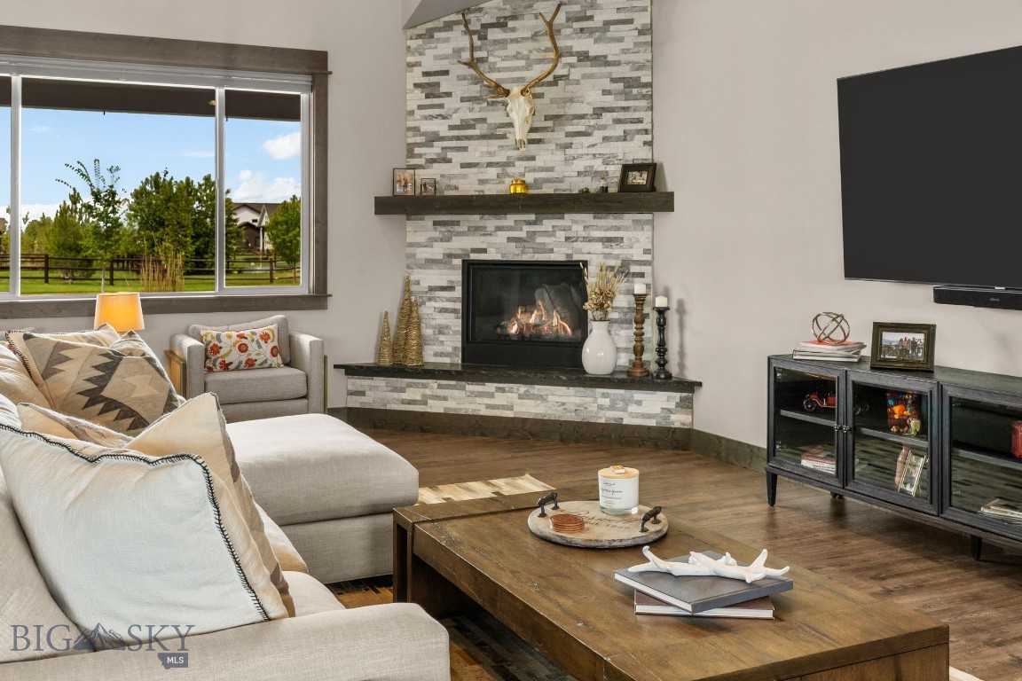 Pioneer Crossing - Residential