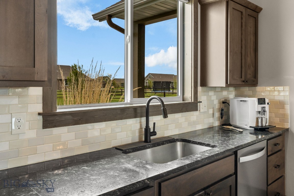 Pioneer Crossing - Residential