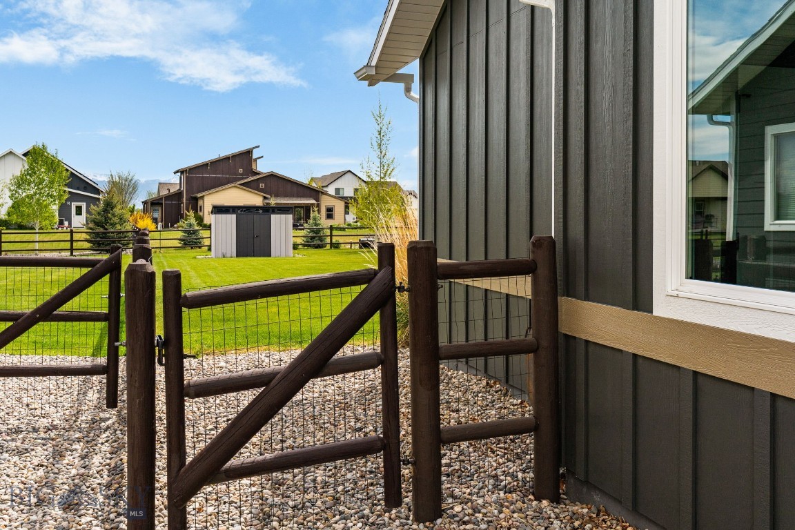 Pioneer Crossing - Residential
