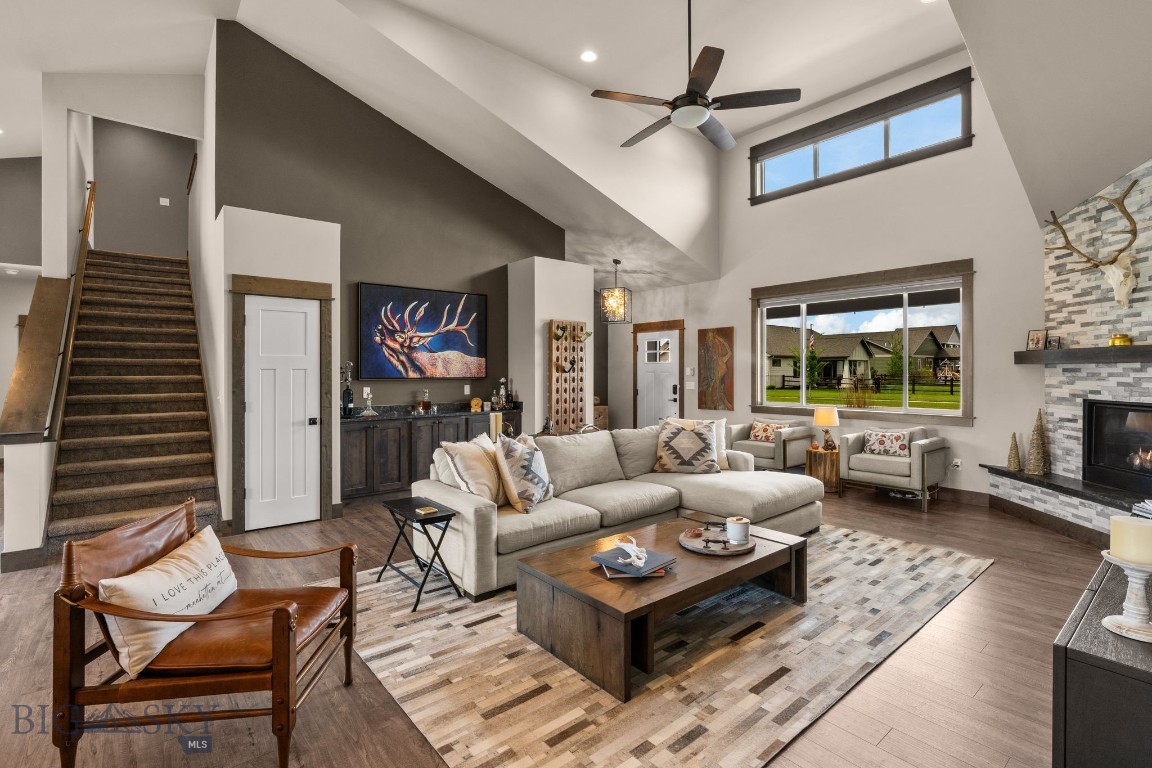 Pioneer Crossing - Residential