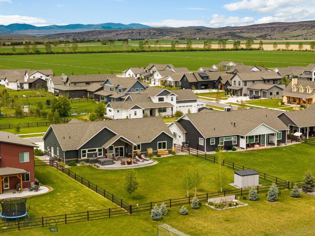 Pioneer Crossing - Residential