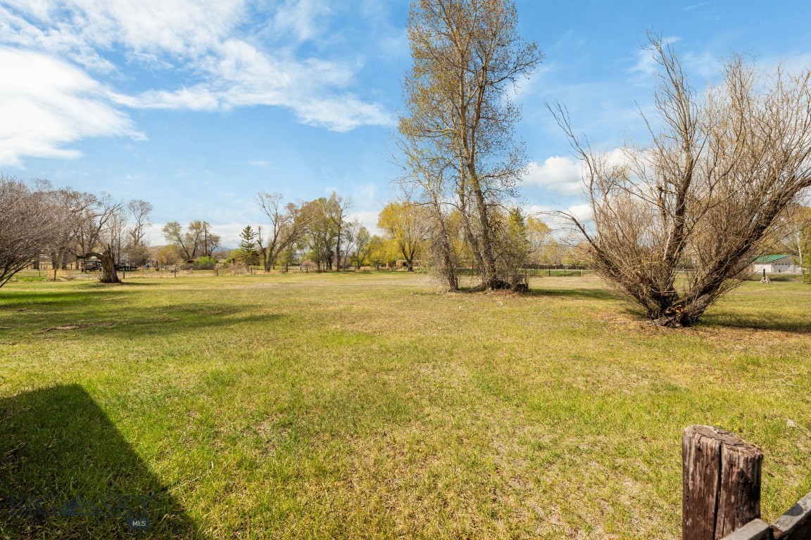 170 Pioneer Drive