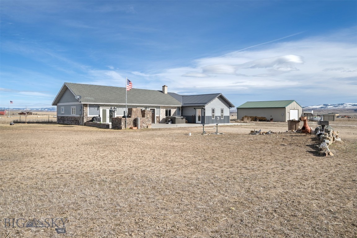 110 Mountain View Lane