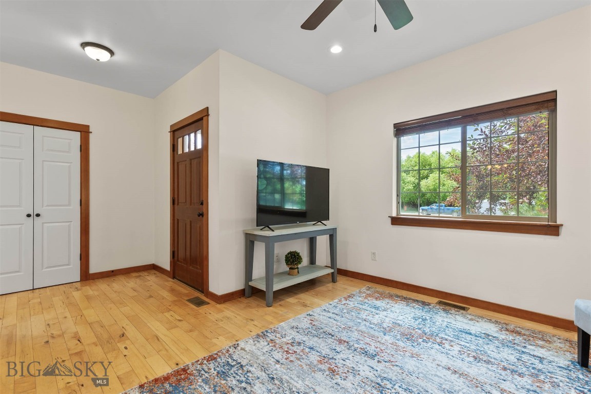 Valley West - Residential