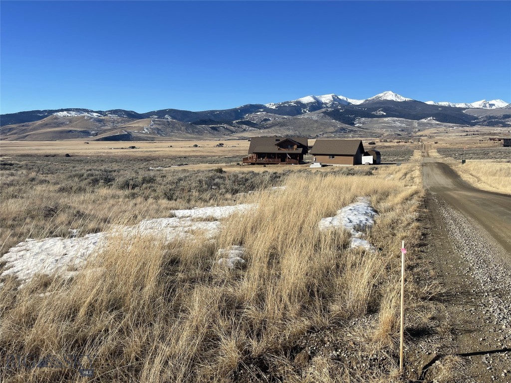 Shining Mountain West - Land