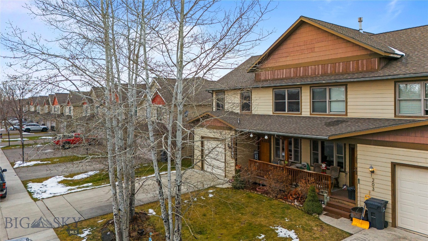 River Rock and Royal Village - Residential