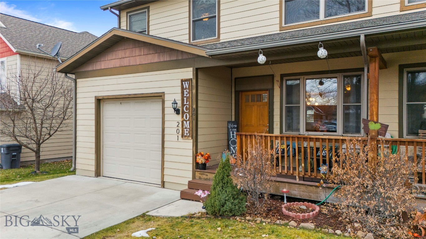 River Rock and Royal Village - Residential