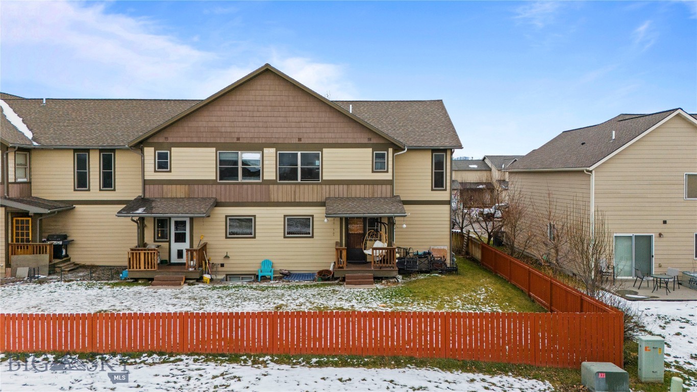 River Rock and Royal Village - Residential