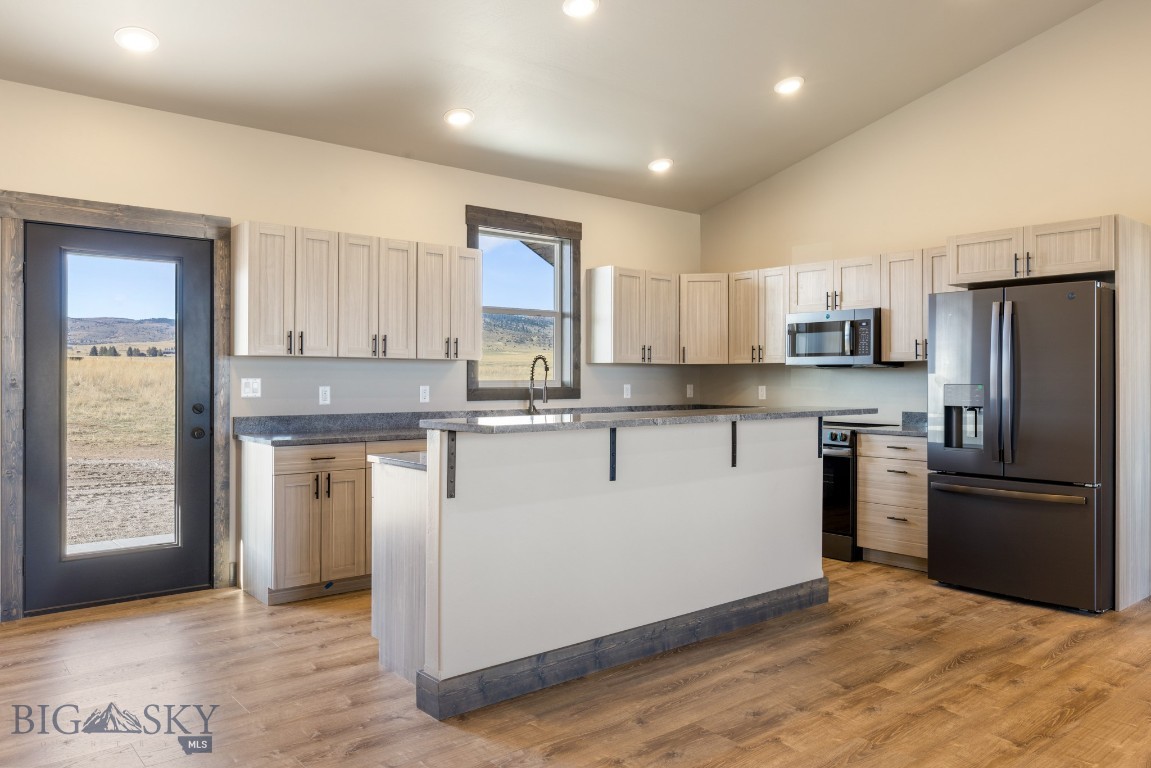 Shadow Ridge - Residential