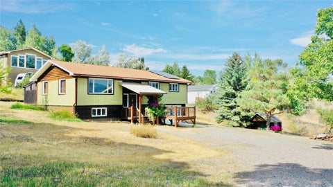 Photo of 205 E Montana Street, Livingston, MT 59047 (MLS # 414293)