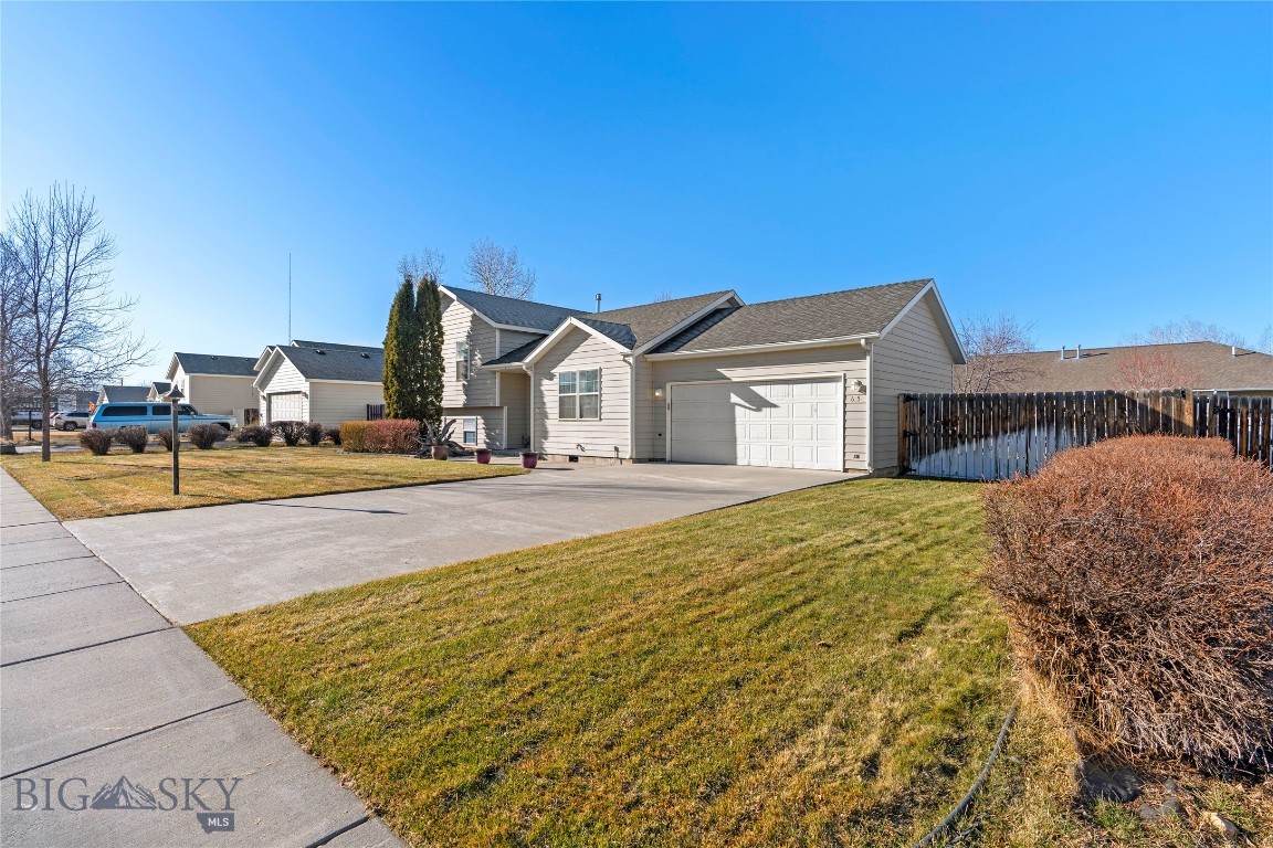 River Rock and Royal Village - Residential