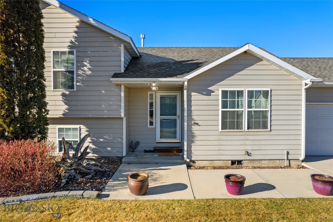 River Rock and Royal Village - Residential