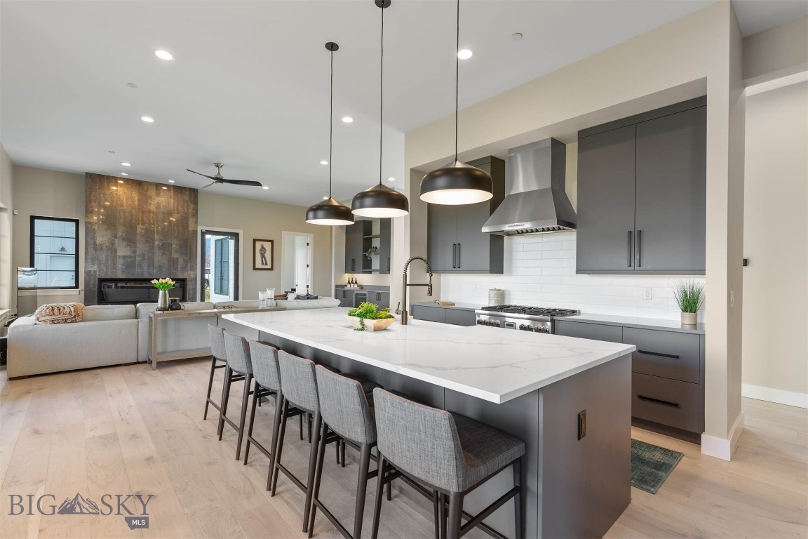 Home 40 - Residential