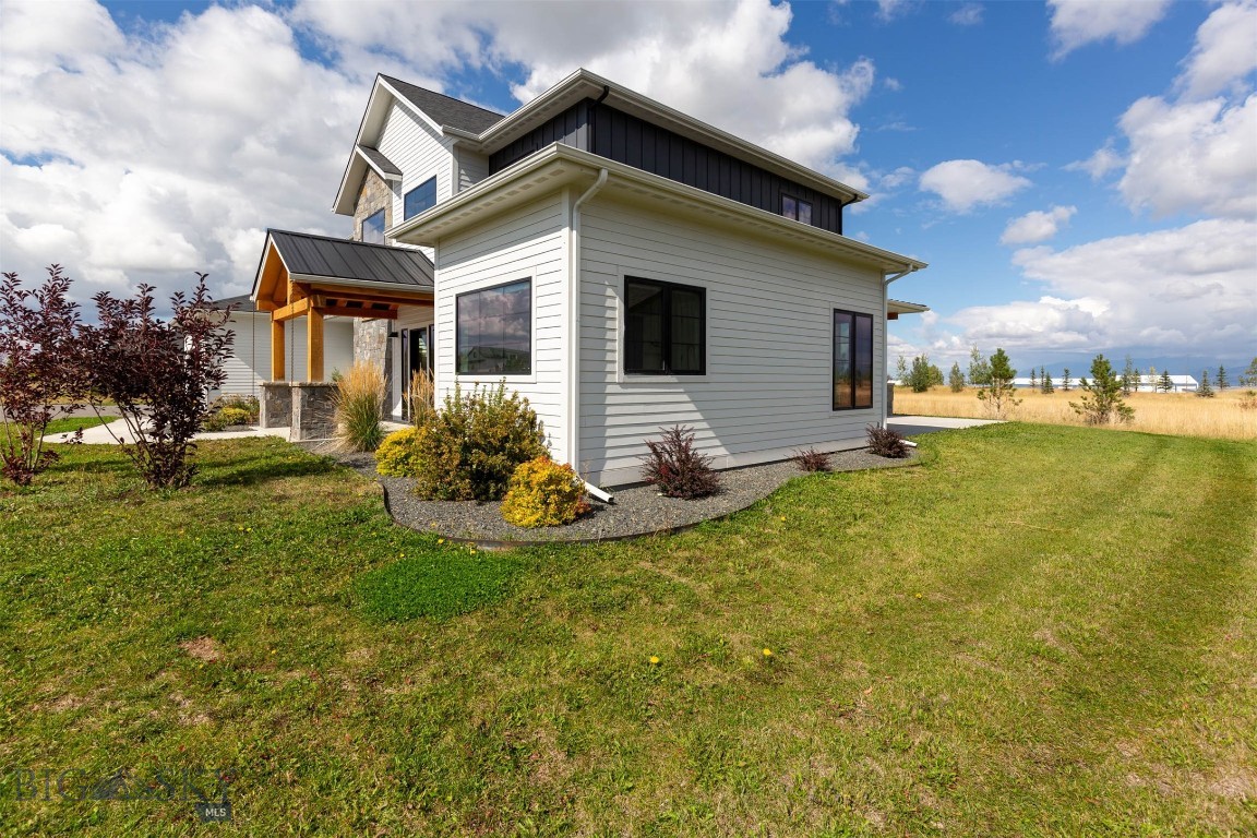 Home 40 - Residential