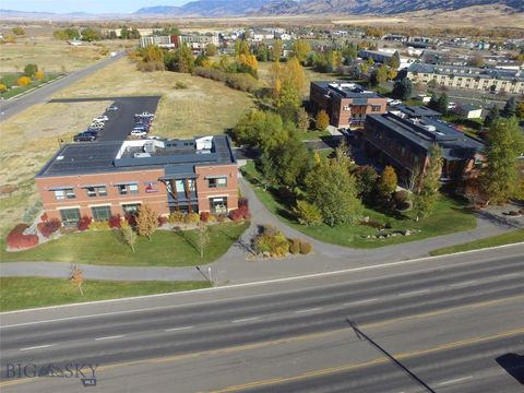 Photo of 1001 W Oak Street #211, Bozeman, MT 59715 (MLS # 403758)