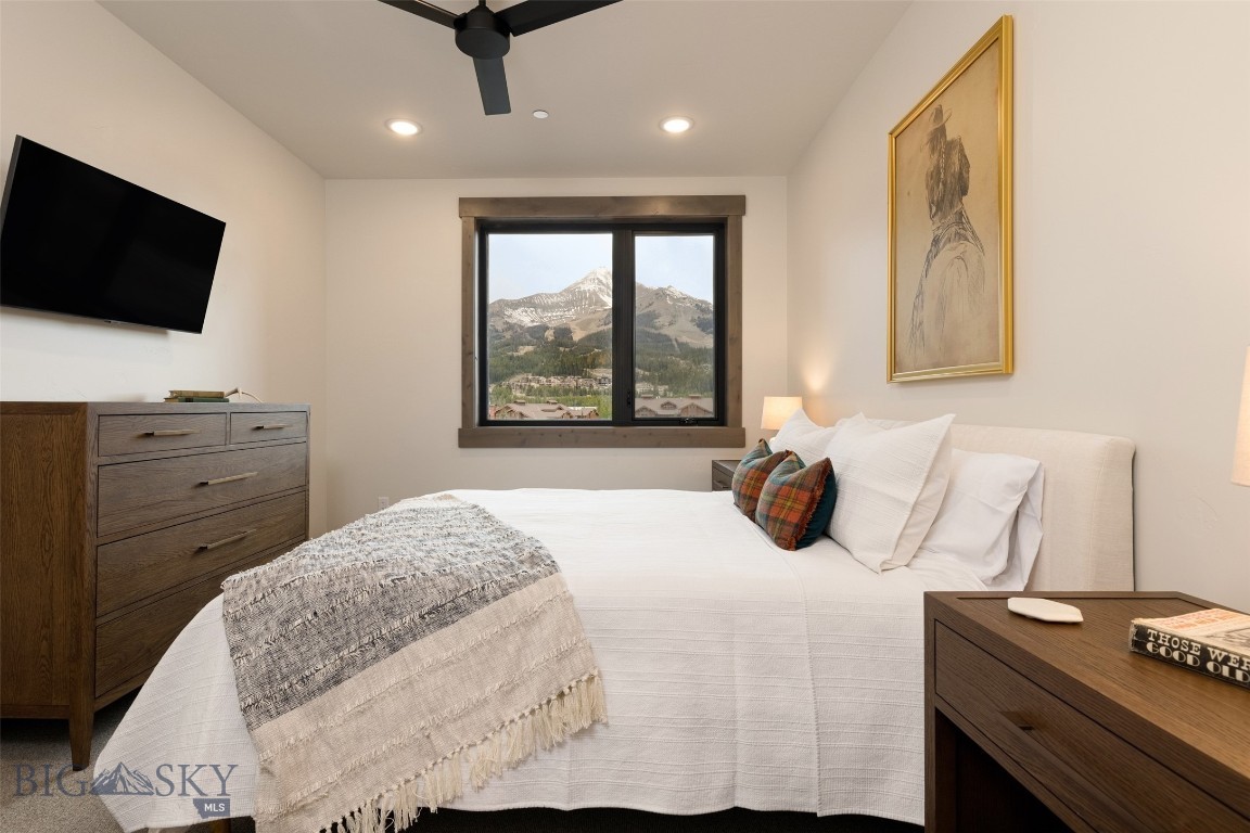 Mountain Lake Condos - Residential