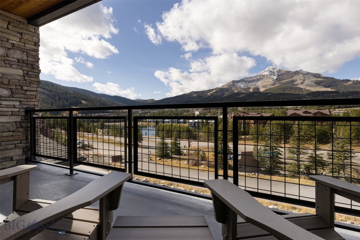 Mountain Lake Condos - Residential