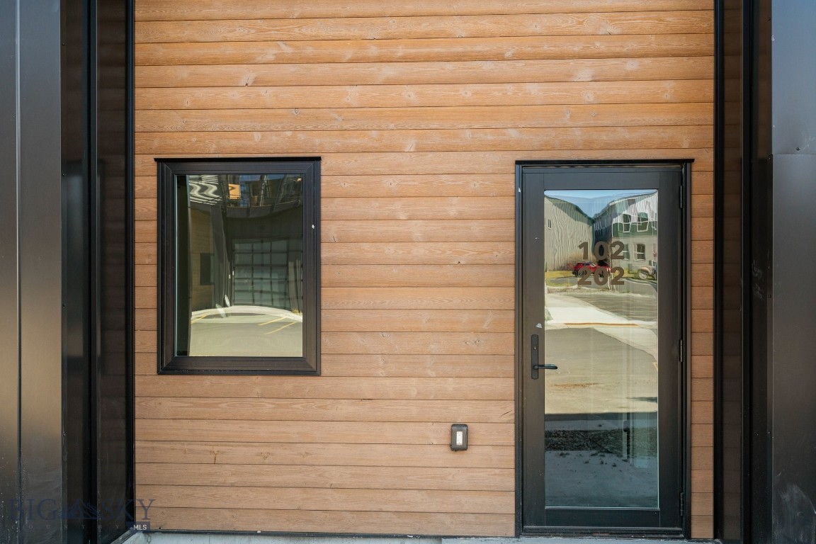 Gallatin Park - Commercial Sale