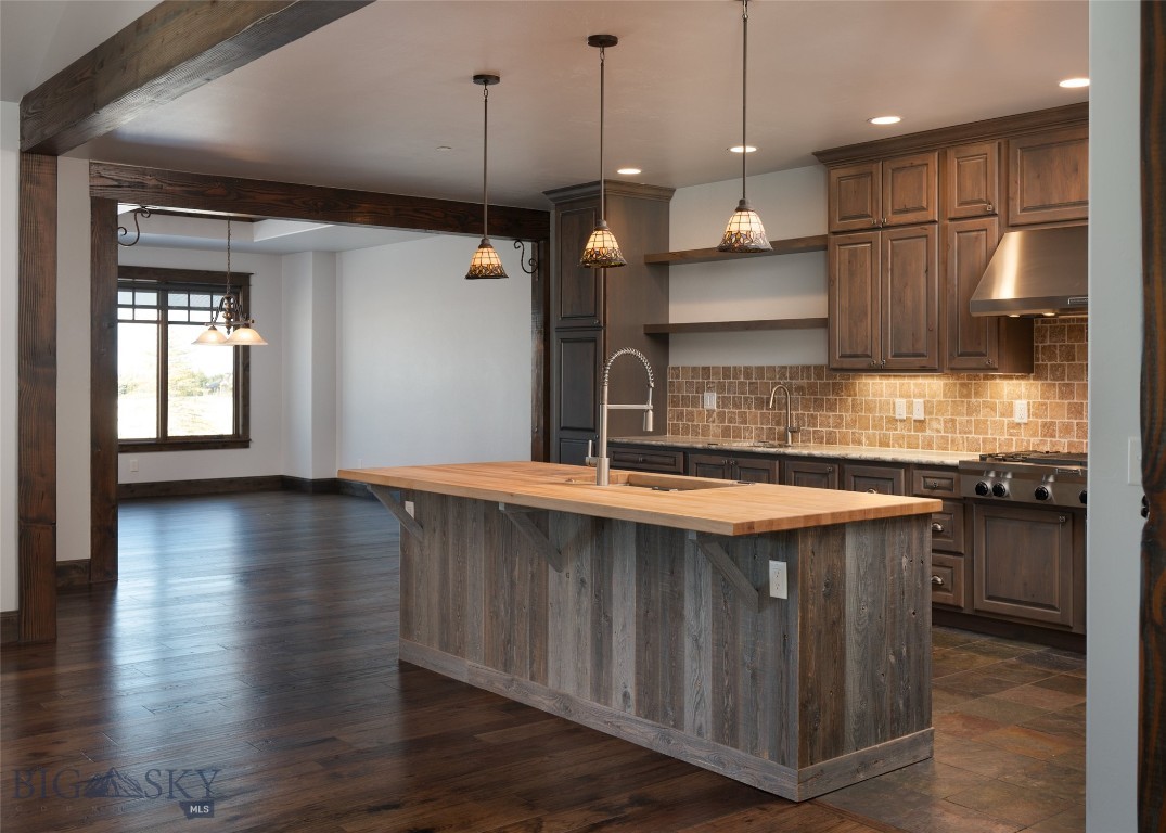 Bozeman, Montana 59718, United States, 3 Bedrooms Bedrooms, ,4 BathroomsBathrooms,Residential,Active,27170